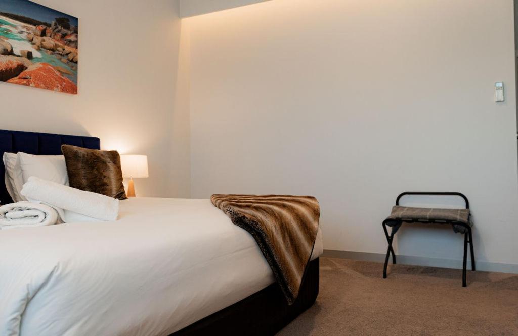 Bay Of Fires - Town Centre Hotel *