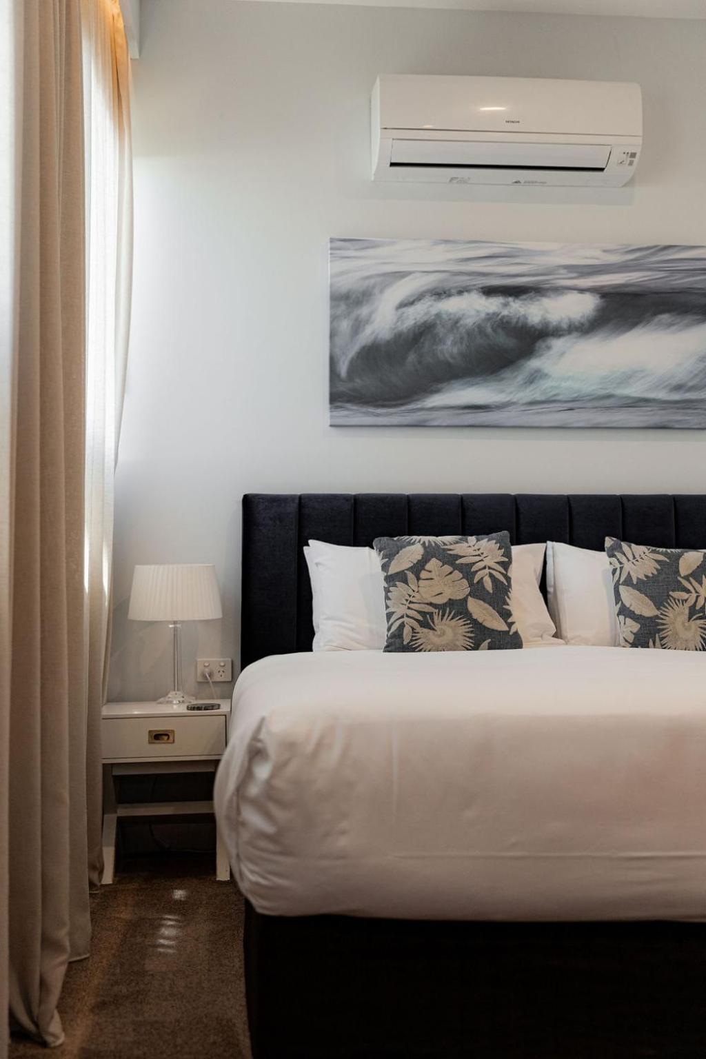 Bay Of Fires - Town Centre Hotel St Helens